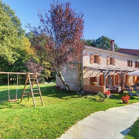 Katarina Holiday home Zminj